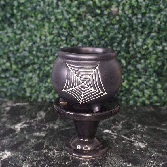 Spider Web Cauldron Mug - Picture 1 of 7